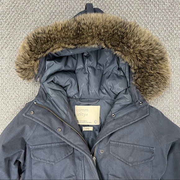 Community Brand by Aritzia Parka - Picture 2 of 3